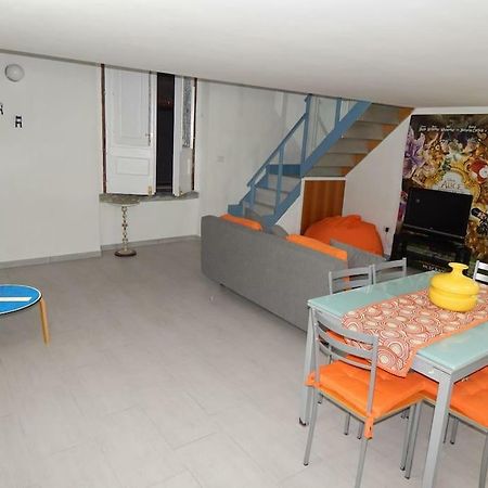 La Tana Del Riccio Riccardo Apartment ซาน จอร์จิโอ อะ เครมาโน ภายนอก รูปภาพ